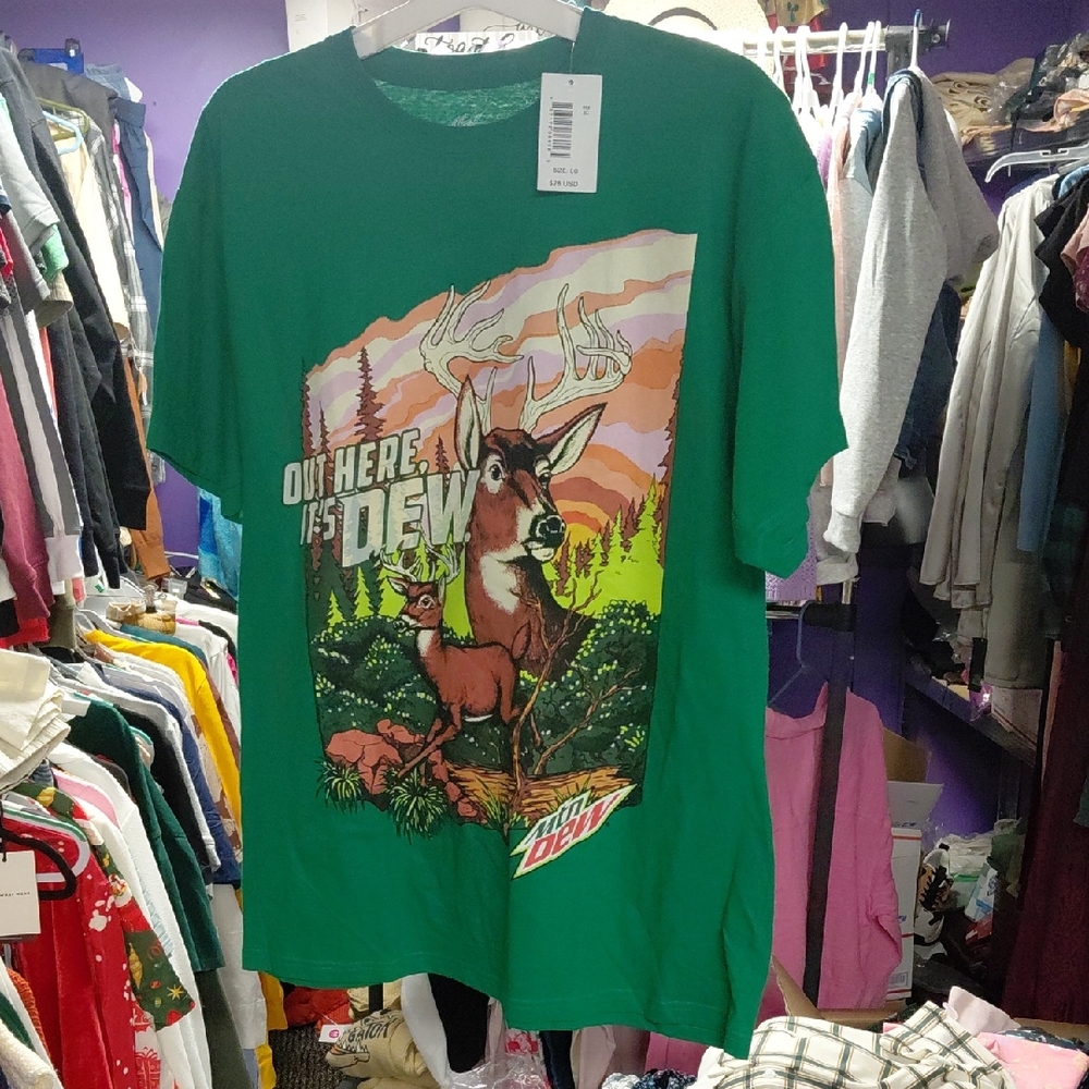 Green Mountain Dew Graphic T-Shirt